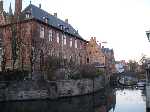 Stedentrip Brugge - De gracht achter het Stadhuis