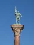 Aantal stemmen: 10
Waardering: 6.8