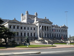 Uruguay: Het Uruguayaanse parlement zetelt tegenwoordig in het paleis Legislativo - P2_Uruguay_0190.jpg - Copyright : Ronald van der Veer (http://www.veeronline.nl)