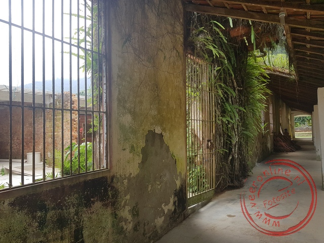 De voormalige gevangenis van Dois Rios