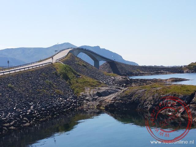 Naar het uiterste noorden van Europa - De bekendste brug van de Atlantic Ocean Road