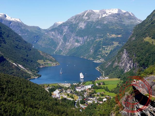 Het plaatsje Geiranger aan de gelijknamige fjord