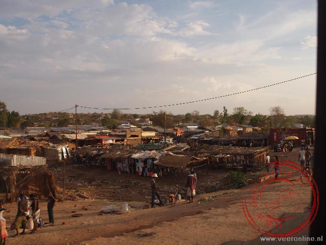 Een Mozambicaans dorp langs de doorgaande route